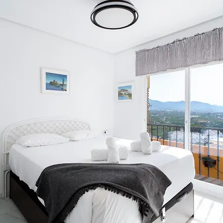 빌라 Punta Lara 15 - Private Pool & Sea Views, 네르하