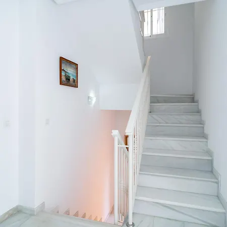 빌라 Punta Lara 15 - Private Pool & Sea Views, 네르하