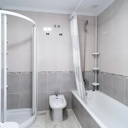 Punta Lara 15 - Private Pool & Sea Views, 빌라 네르하
