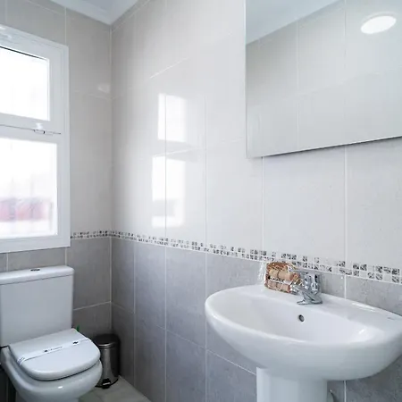 Punta Lara 15 - Private Pool & Sea Views, 빌라 *
